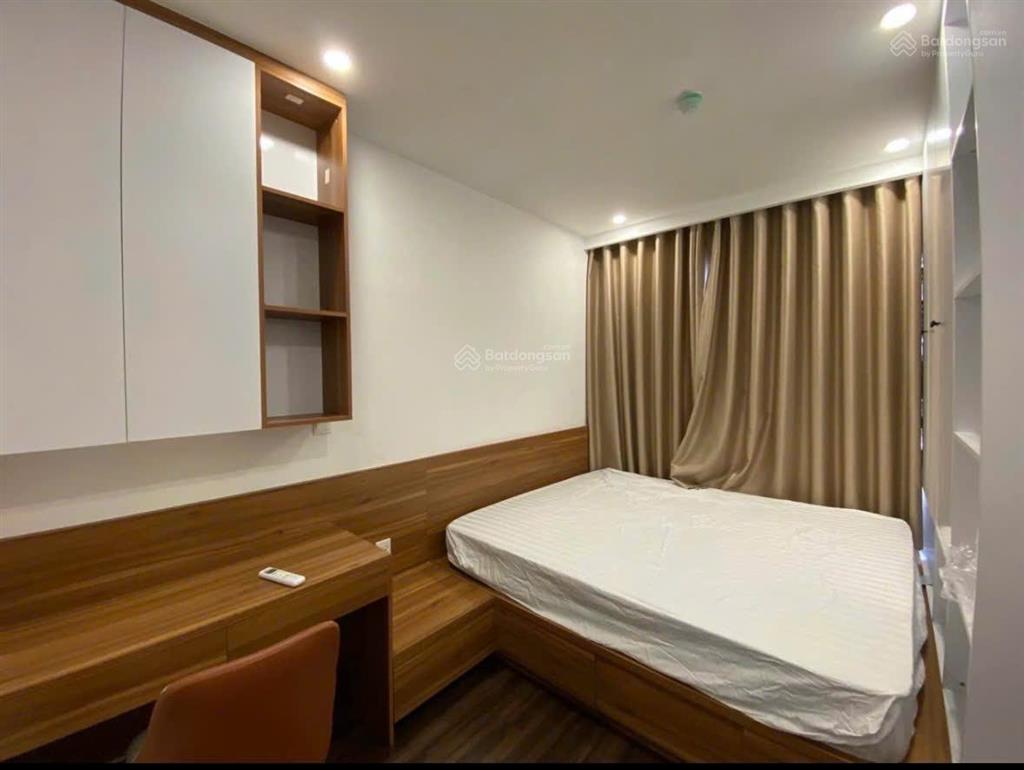 Ch sổ sẵn/cho thuê 15tr/th,2pn 2tỷ, full nội thất, vay 70% đường nơ trang long . 0799 303 *** ngọc