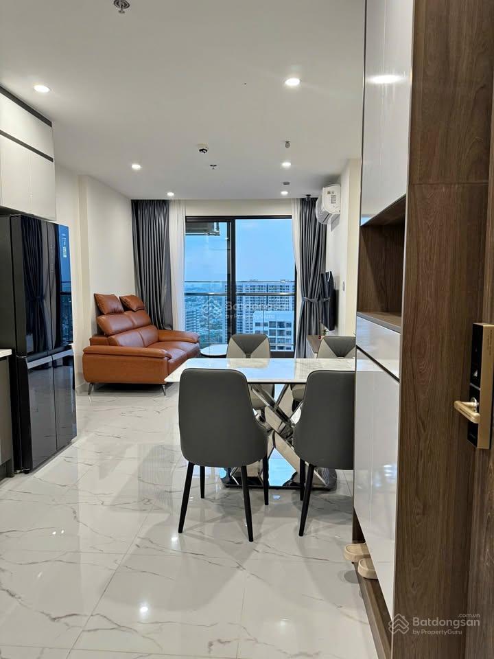 Cc đường hà huy giáp, quận 12, 2pn/2 tỷ  sổ hồng riêng, full nt, vay 80%. view hồ bơi, căn góc