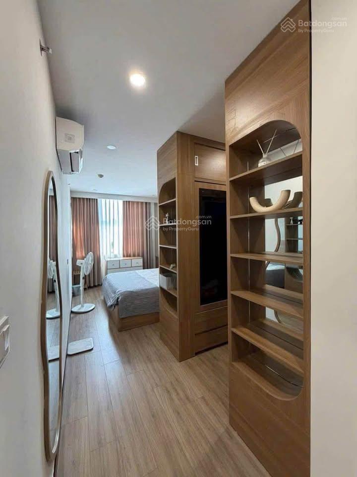 Cô 5 gửi căn 52m2/2,1 tỷ vay 85%, nội thất mới sắm, sổ sẵn, gần sân bay 0799 303 ***