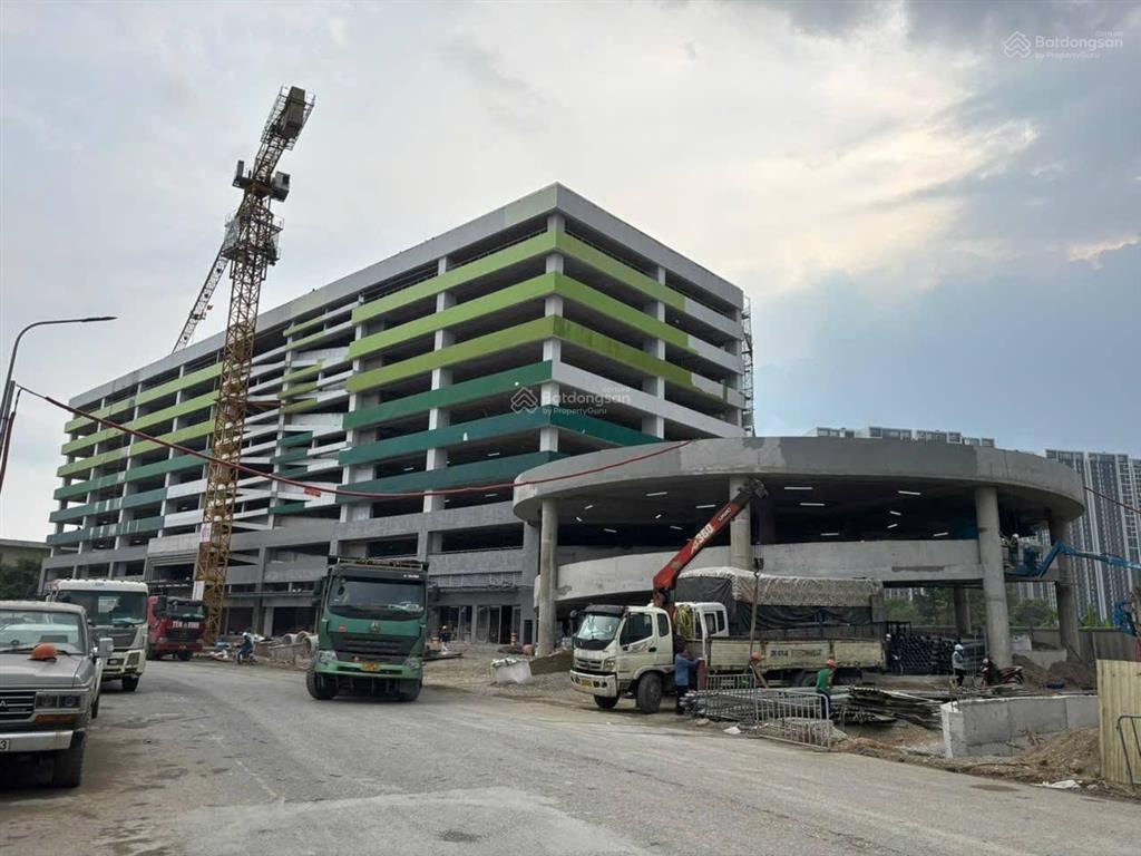 Chính chủ ko xoay được dòng tiền cắt lỗ căn 43m2 1pn+ tòa g1 giá 2.4 tỷ bao phí, sắp sửa bàn giao