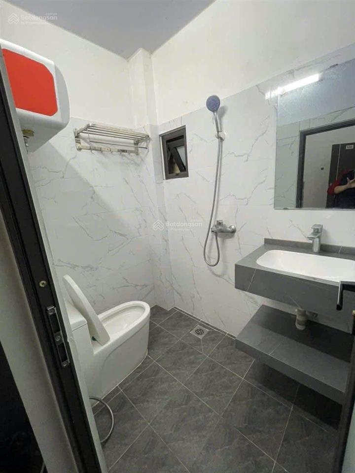 Cho thuê căn hộ 1pn + gác xép full nội thất ái mộ, bồ đề  giá 5,5 triệu