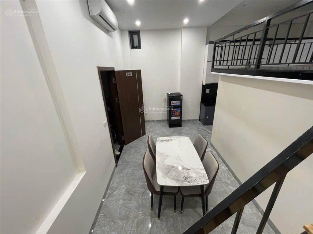 Cho thuê căn hộ 1pn + gác xép full nội thất ái mộ, bồ đề  giá 5,5 triệu