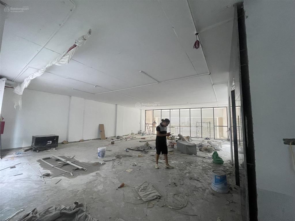 Cho thuê tòa nhà văn phòng mặt bằng kinh doanh long biên | 200m/sàn 8 tầng + 1 hầm, pccc tự động