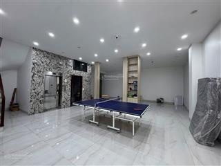 Cho thuê nhà mặt phố nguyễn văn cừ, bồ đề, long biên 120m x 6 tầng, thang máy, vỉa hè rộng