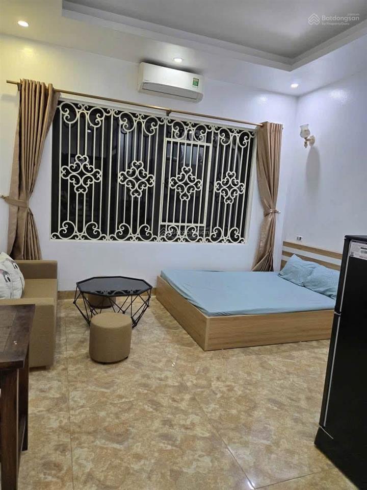 Cho thuê studio hoa lâm việt hưng thang máy full nội thất ô tô đỗ cửa chỉ 4,3 triệu/tháng