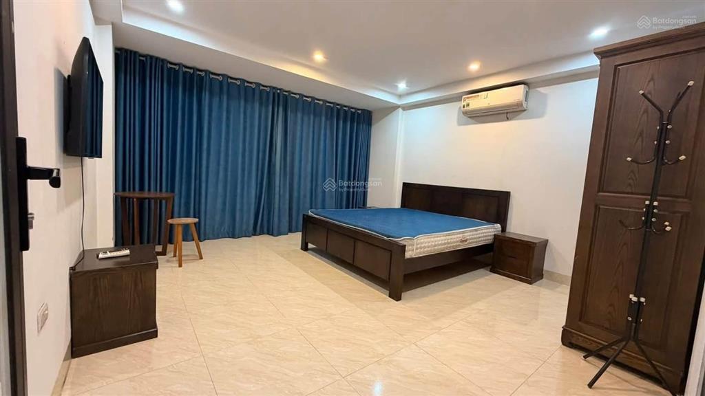 Cho thuê căn hộ 1n1k full nội thất mặt phố gia thượng, ngọc thụy 7 triệu/tháng