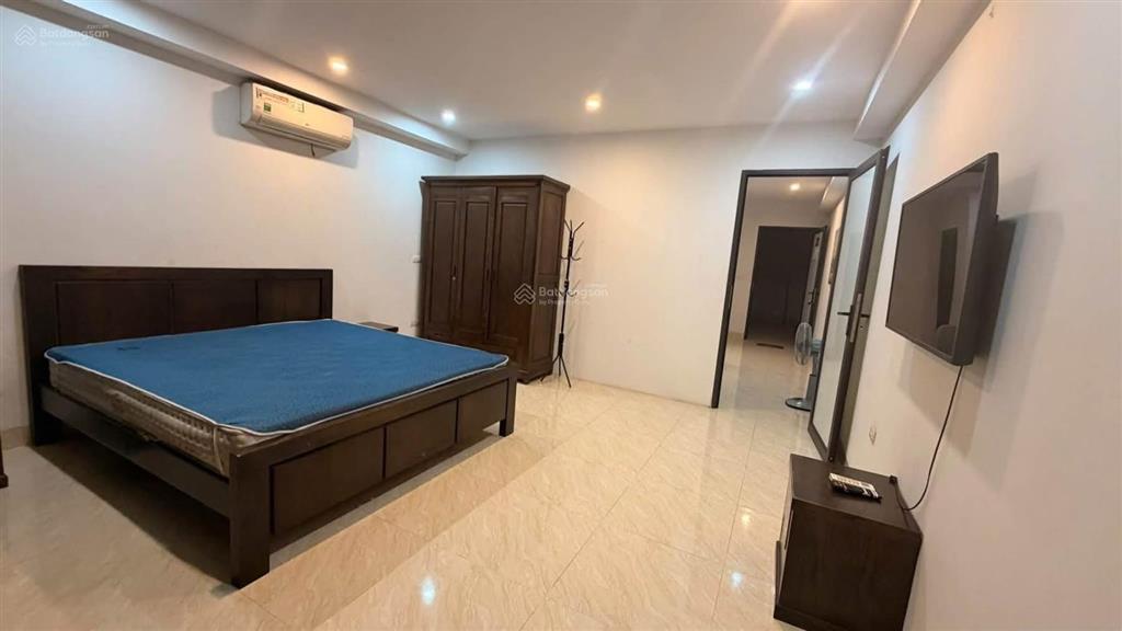Cho thuê căn hộ 1n1k full nội thất mặt phố gia thượng, ngọc thụy 7 triệu/tháng