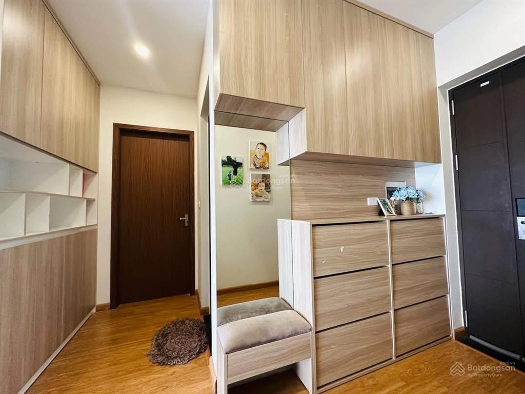Cho thuê căn góc 3pn lotus sài đồng 92m2 ban công full nội thất sát vincom 14tr/tháng