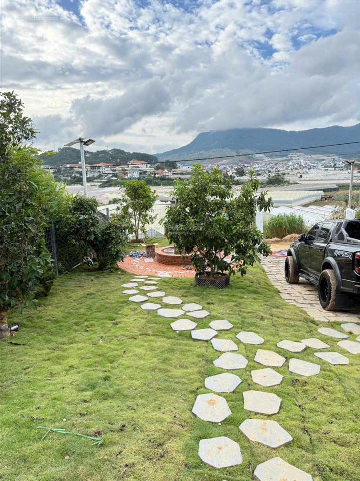 Chỉ 4,6 tỷ sở hữu nhà sân vườn 500m², view trọn núi langbiang, chill chuẩn đà lạt