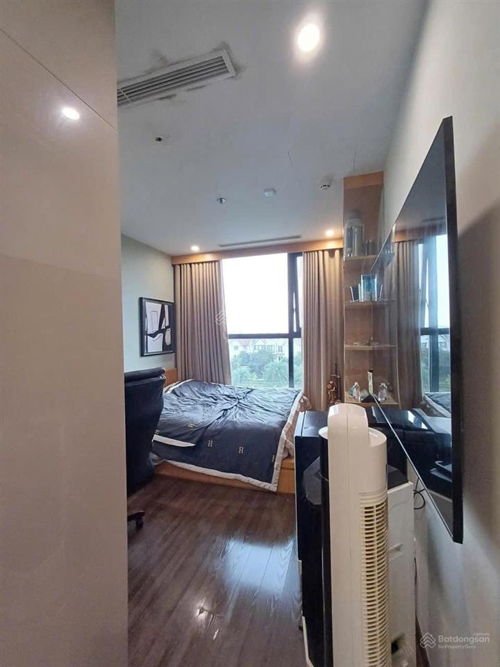 Bán căn hộ 3pn cc tại toà s1 symphony, giá siêu hời 16,5 tỷ, 115m2