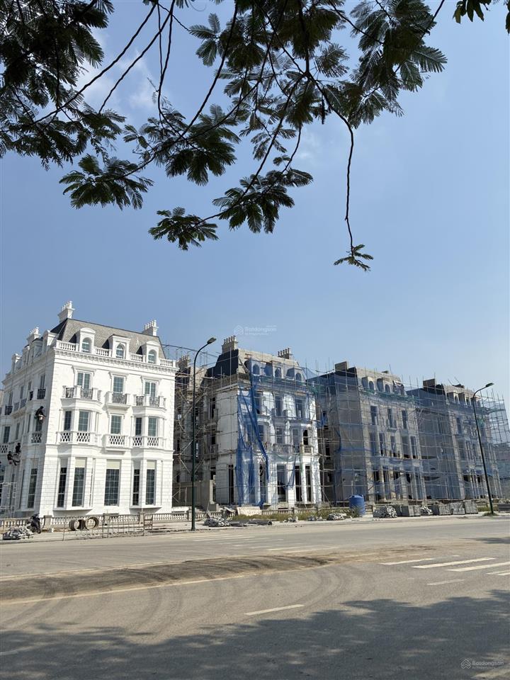 Bán nhà biệt thự the windsor collection, tây hồ, 77,7 tỷ, 144m2, giá tốt hot!