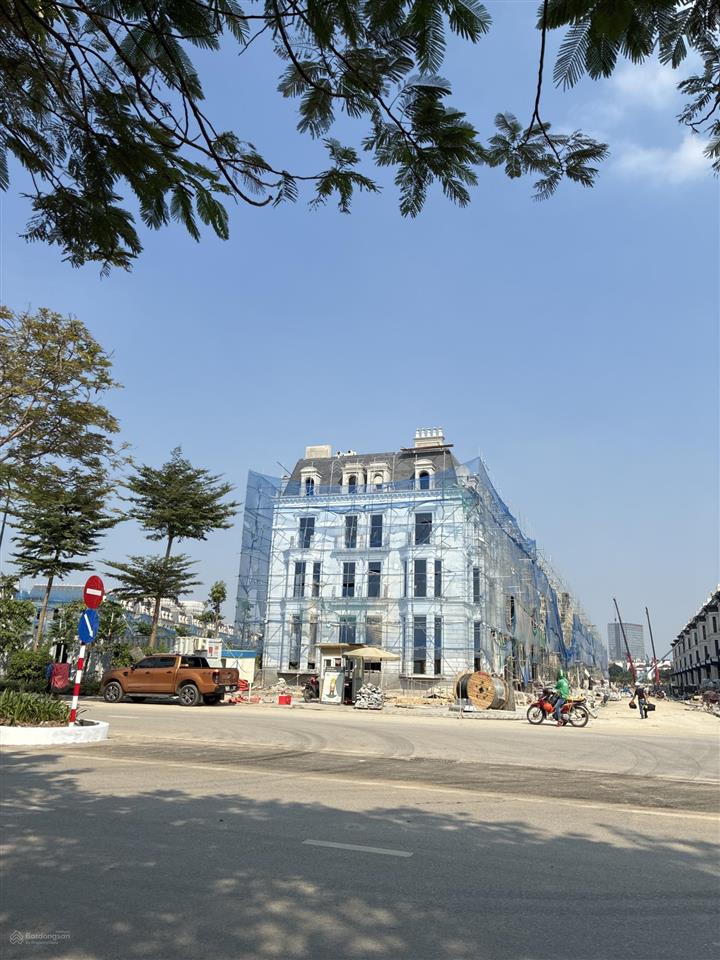 Bán nhà biệt thự the windsor collection, tây hồ, 77,7 tỷ, 144m2, giá tốt hot!