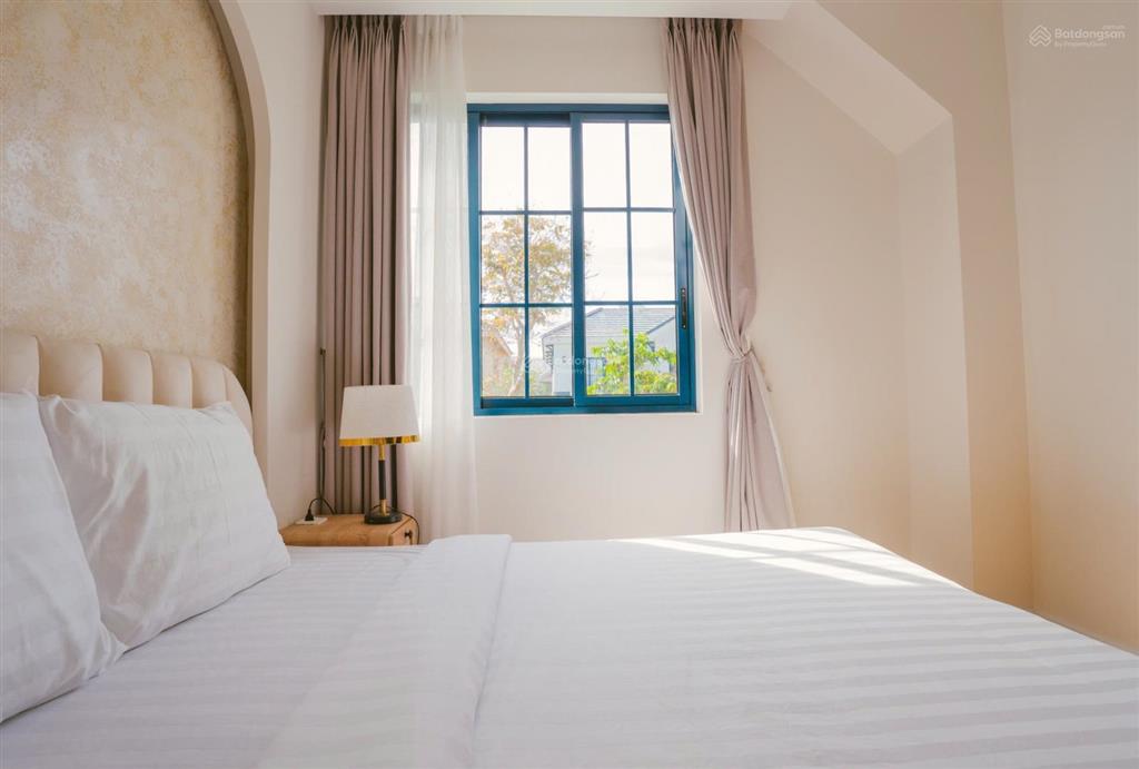 Bán gấp hàng ngộp nhà phố view biển novaworld phan thiết  chỉ 3.1 tỷ bao hết phí