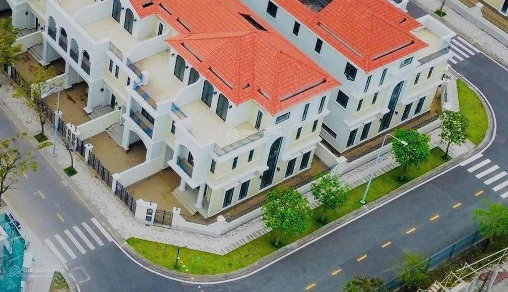 Bán lỗ nhà phố 6x20(m) 120m2 căn góc xẻ khe trục đường 14m vị trí cực đẹp chỉ 5.3 tỷ