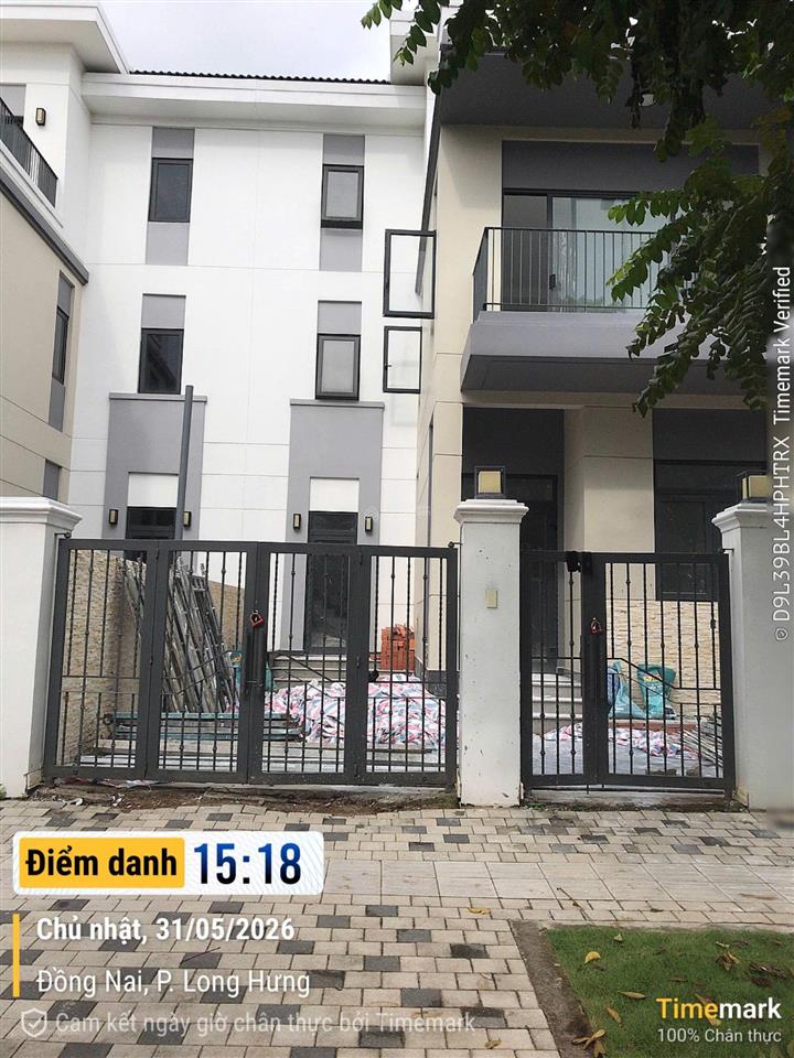Siêu phẩm biệt thự ven sông 200m2 chủ nhà bán lỗ cần ra hàng gấp giá chỉ 8.9 tỷ còn thương lượng