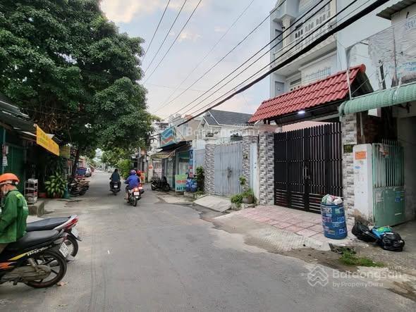Chính chủ bán lô đất 5x18m  siêu đẹp, shr, lê thị riêng thới an