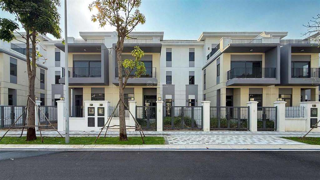 Căn ngoại giao vinhomes saigon park hóc môn giá cạnh tranh hơn thị trường 700 triệu