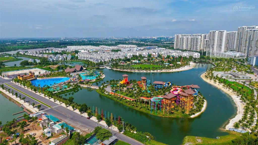 Sở hữu ngay nhà phố vinhomes saigon park hóc môn thanh toán 1.3 tỷ ngưng đến khi nhận nhà