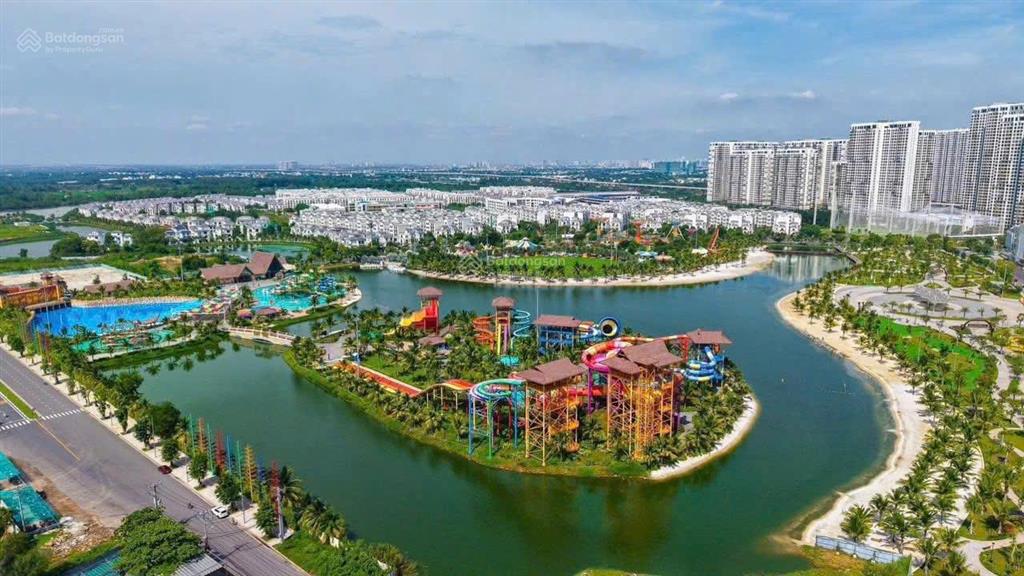 Sở hữu ngay nhà phố vinhomes saigon park hóc môn thanh toán 1.3 tỷ ngưng đến khi nhận nhà
