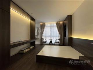 Cần bán nhà phố chính chủ đường lê văn sỹ  bờ kè quận 3