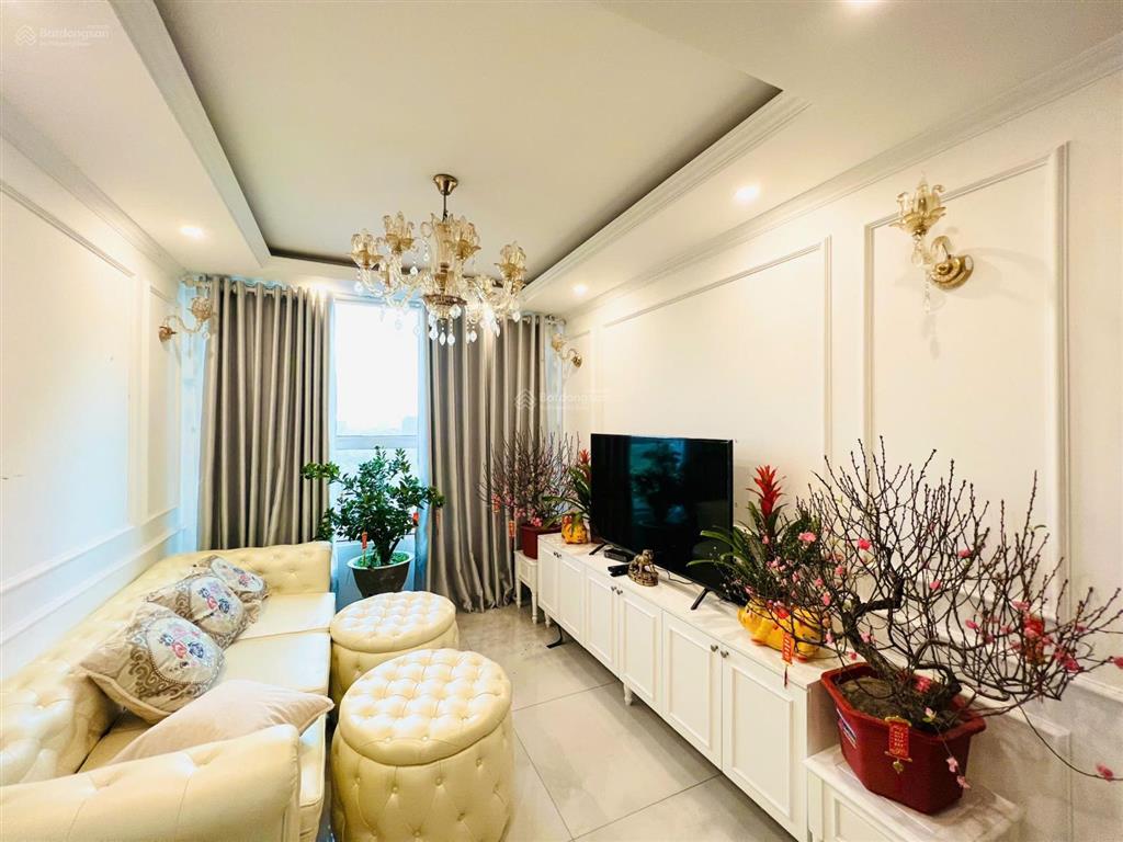 Chính chủ gửi bán orchard garden 2pn sổ hồng riêng  nội thất đẹp  chỉ 6.8 tỷ