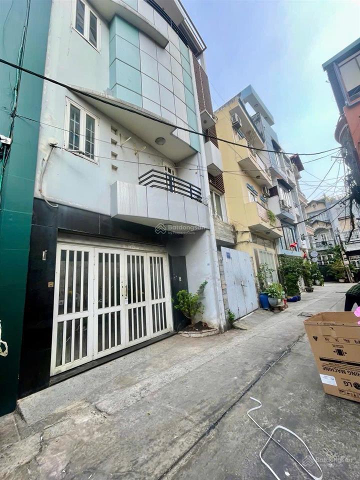 Ngay mt trần hưng đạo q5  ngang 4.7m2  4 tầng  kế bên bv chấn thương chỉnh hình