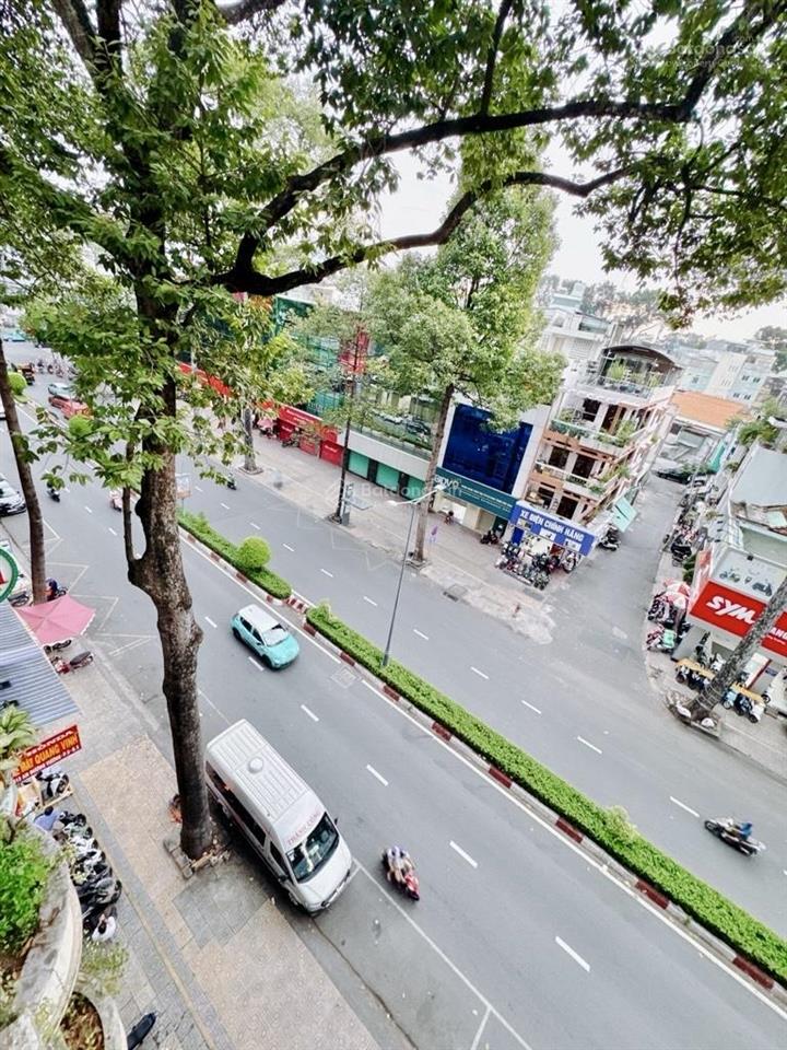 Hàng hiếm ngang 8x20 7 tầng  mt an dương vương quận 5  vuông đẹp 21 phòng chính chủ lâu năm