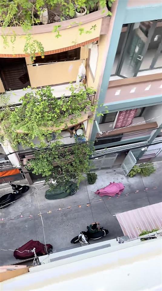 Sát quận 1 nhà 5 tầng nguyễn văn cừ 6pn giá chỉ 7 tỷ nhĩnh