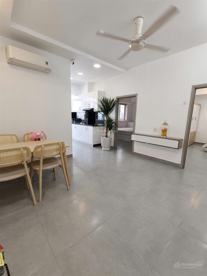 Cần bán căn hộ h3, 2pn, nhà sửa mới hoàn toàn, sổ hồng công chứng ngay,  ngay 0348 182 ***