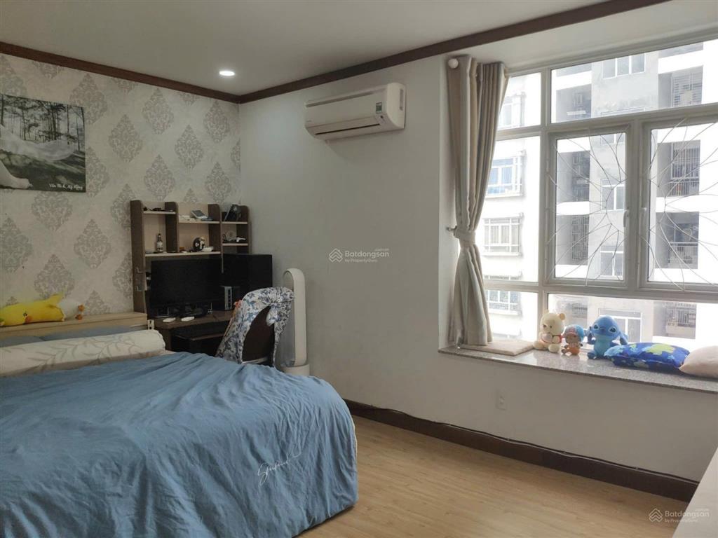 Cần bán căn hộ chung cư giai việt chánh hưng, 3pn, view thoáng mát, nhà đẹp, shr sang tên ngay