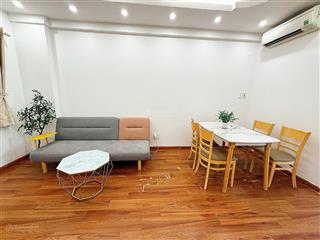 Cần bán căn hộ chung cư số 1 tôn thất thuyết, 2pn, nhà đẹp, view quận 1