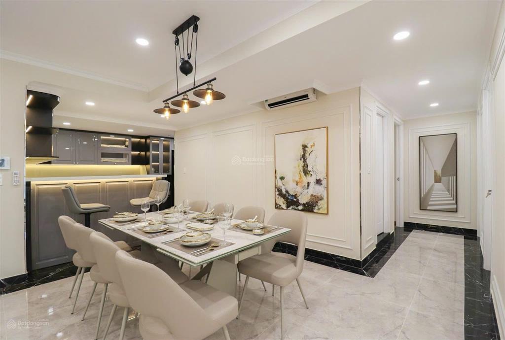 Cần bán căn hộ chung cư cosmo city, 3pn, nhà thiết kế nội thất sang trọng, view hồ bơi mát mẽ