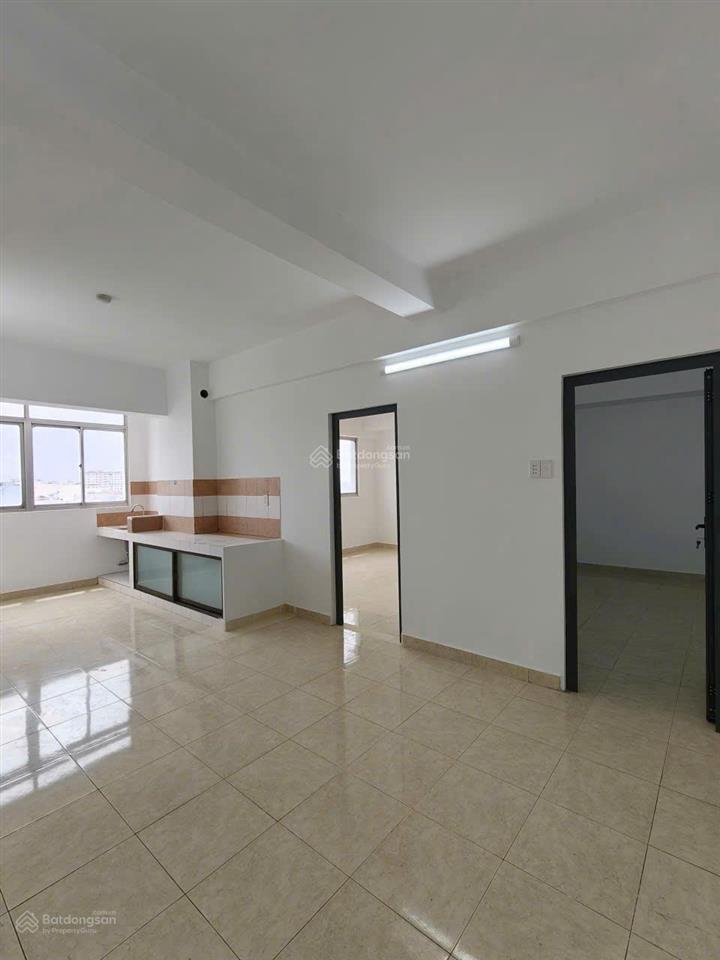 Cần bán căn hộ h3, 2pn, lầu cao, view đón gió mát mẻ, sổ hồng sang tên ngay
