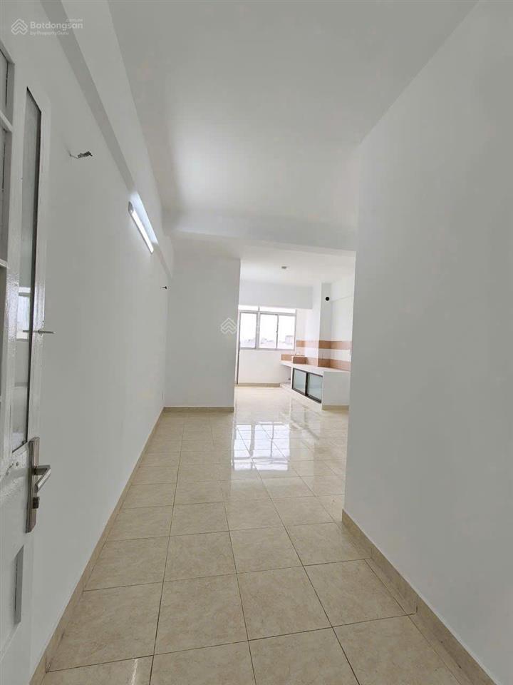 Cần bán căn hộ h3, 2pn, lầu cao, view đón gió mát mẻ, sổ hồng sang tên ngay