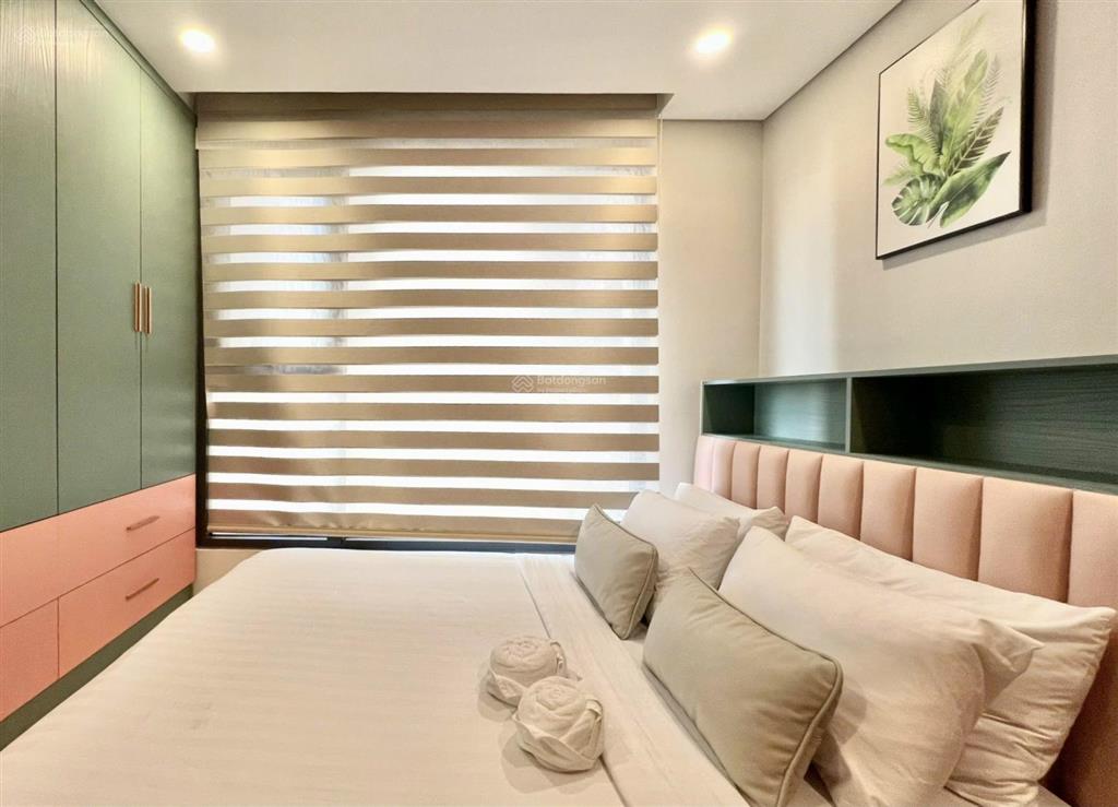 Cần bán căn hộ chung cư vĩnh hội, 2pn, nhà đẹp như hình, sổ hồng sẵn, sang tên ngay