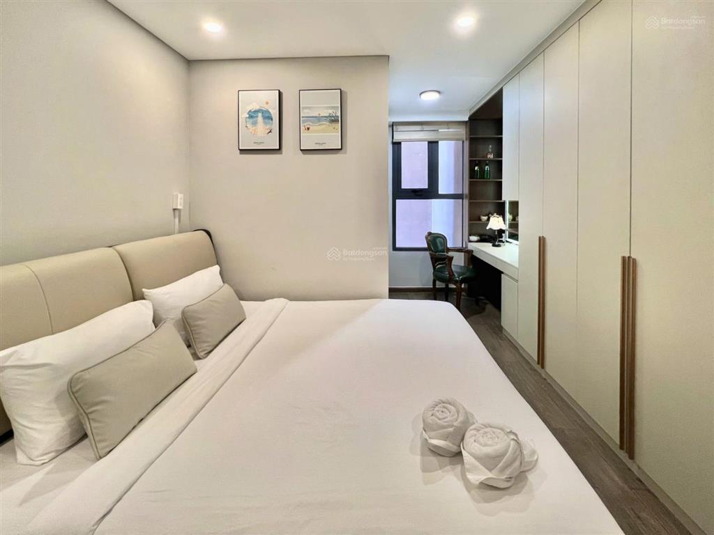 Cần bán căn hộ chung cư vĩnh hội, 2pn, nhà đẹp như hình, sổ hồng sẵn, sang tên ngay