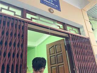 Cho thuê nhà riêng 54/98 thịnh hào 3, 13 triệu, 45m2, 6pn, 3wc, uy tín