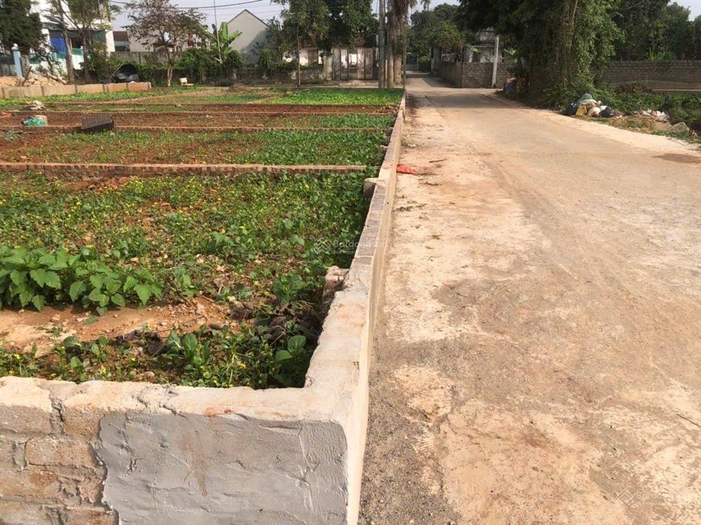 Duy nhất sót lại một lô đất tại xã xuân mai hà nội dt 83m2 giá chỉ 1.89 tỷ. lô góc, 3 thoáng,
