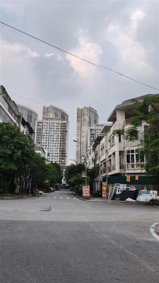 Bán nhà phân lô vỉa hè ngô thì nhậm hà đông dt 50m2, 7 tầng thang máy, full nội thất, kinh doanh.