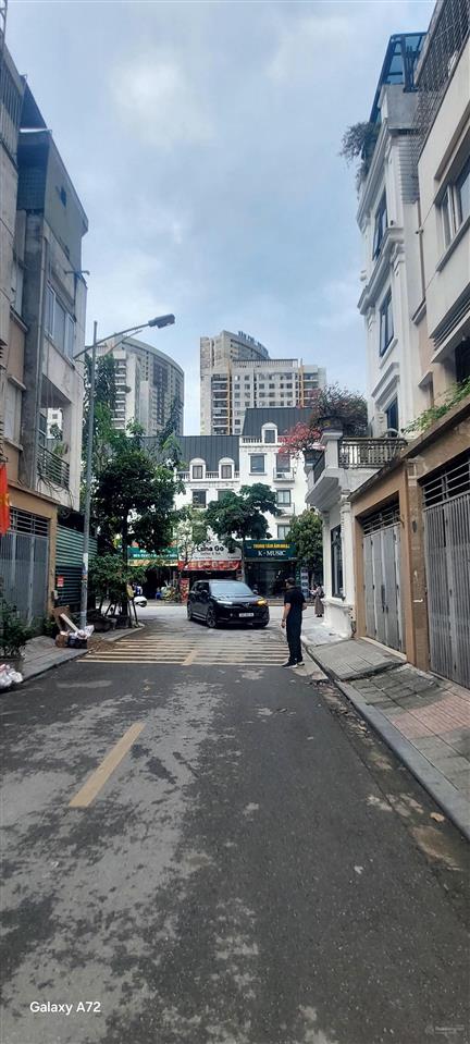 Bán nhà phân lô liền kề vỉa hè rộng 15m kđt văn phú hà đông 43m2, 5 tầng, lô góc, kinh doanh,giá12