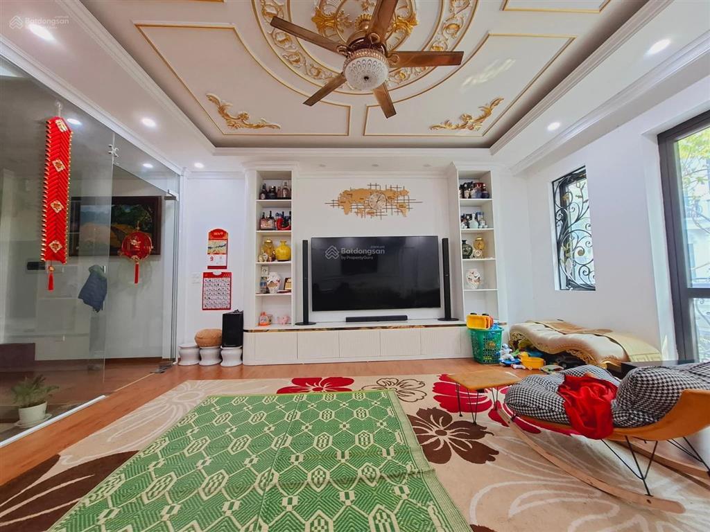 Bán nhà phân lô liền kề vỉa hè rộng 15m kđt văn phú hà đông 43m2, 5 tầng, lô góc, kinh doanh,giá12
