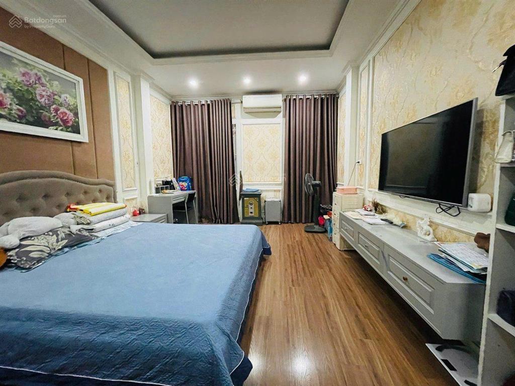 Siêu phẩm nhà mặt phố lê trọng tấn hà đông dt 40m2, 5 tầng, thang máy, kinh doanh để ở , giá14 tỷ