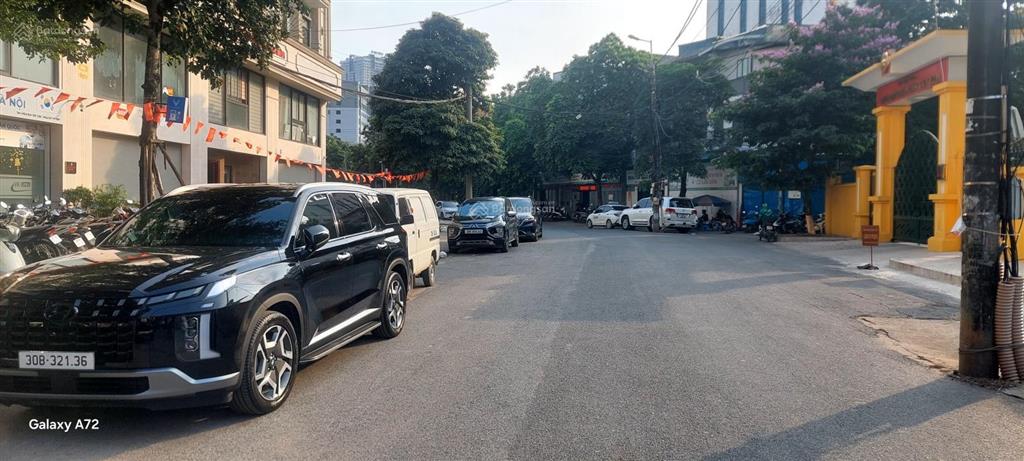 Bán nhà phân lô liền kề vỉa hè rộng 15m kđt văn phú hà đông 40m2, 5 tầng,kinh doanh, giá 13 tỷ
