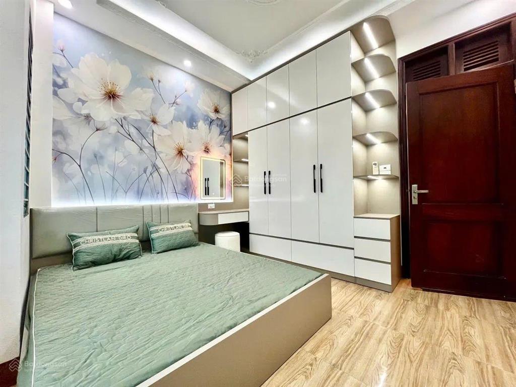 Bán nhà phân lô mậu lương hà đông dt 60m2,7 tầng thang máy, vỉa hè đá bóng, kinh doanh,giá trên 20
