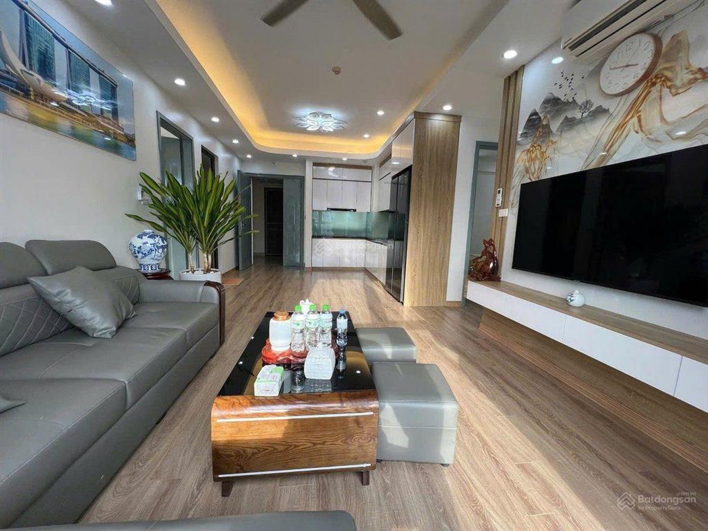 Bán nhà mặt phố hoàng công hà đông dt 60m2, 7 tầng thang máy, vỉa hè đá bóng, kinh doanh,giá 18 tỷ