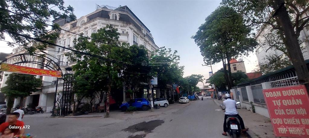 Cần gấp bán lô đất tại vạn phúc hà đôngdt 38 m2, mặt tiền 12m,lô góc, ô tô vào đất, giá 9.5 tỷ
