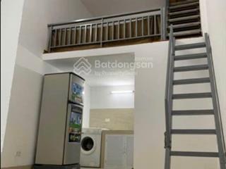 Cho thuê phòng 2 tầng 1 lửng dtsd 40m2, tháng 10 này ở luôn, full nội thất, chỉ 4,5 tr/tháng