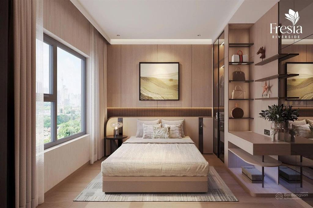 Bán căn 2pn view công viên tầng cao  giá 1,946 tỷ  tt 20% kí hđmb  thanh toán ~ 10 tr/ tháng