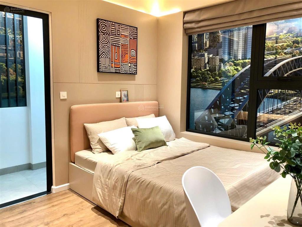 Bán căn hộ 51,5m2 view sông block r3  căn 2pn  hướng đông nam mát mẻ  tầng cao