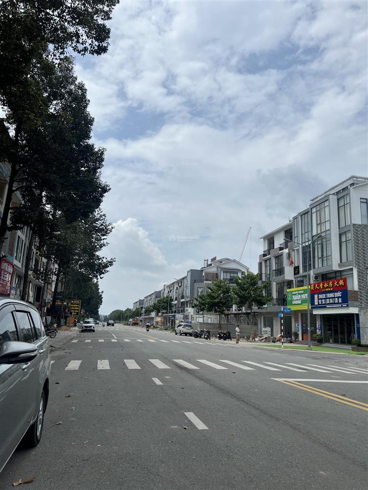 Bán căn góc 3mt tp mới bình dương  155m2  ngang 7m  3 tầng  giá 9,94 tỷ nhận nhà ngay